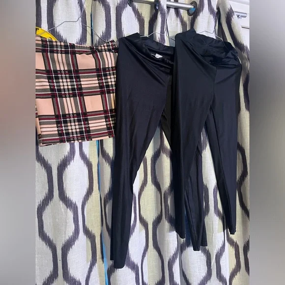 JUNIORS SHEIN BUNDLE SIZE SMALL - Picture 6 of 7